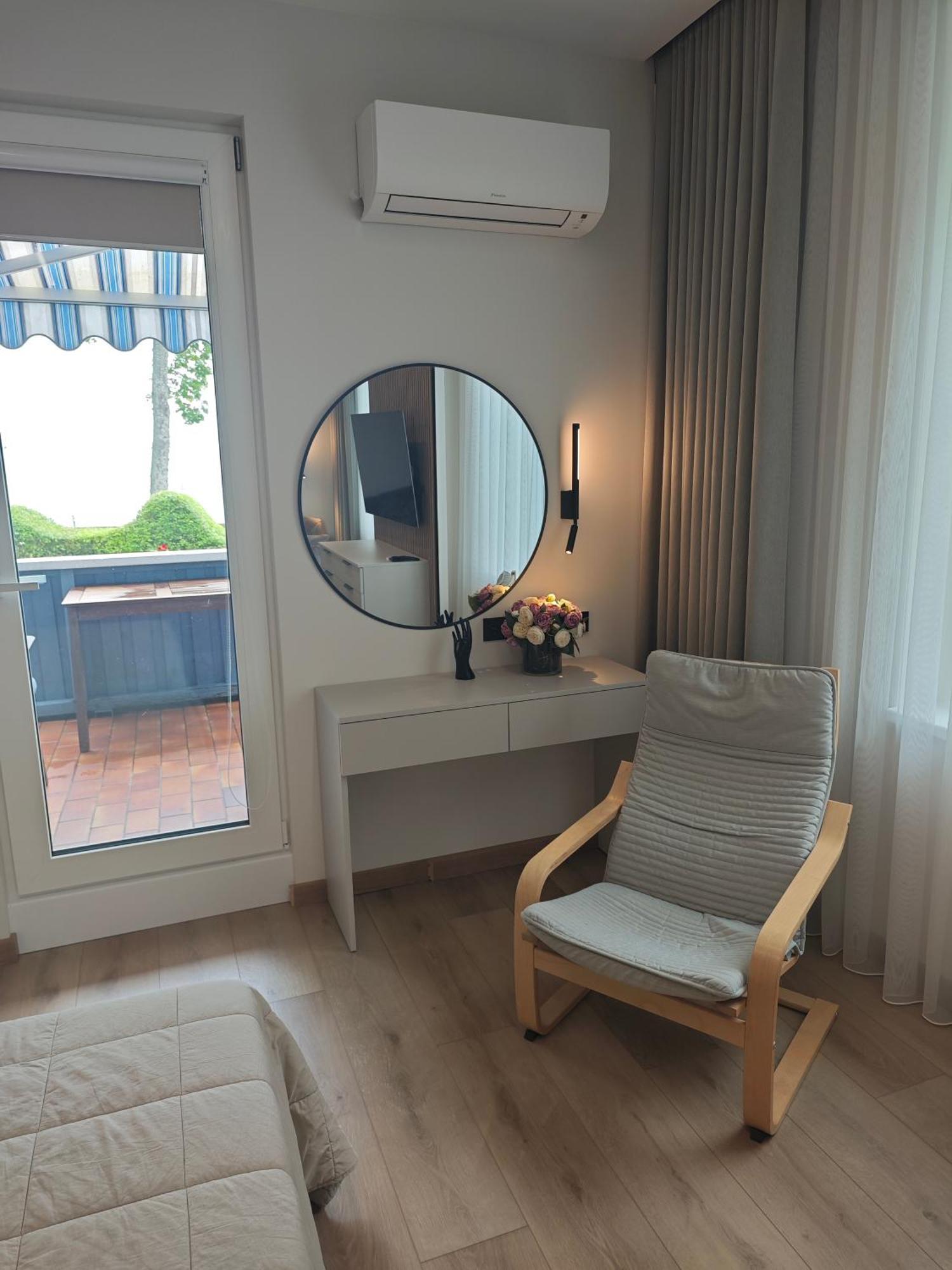 Apartamento Kambariu Nuoma Ant Mariu Kranto Juodkrantė Exterior foto